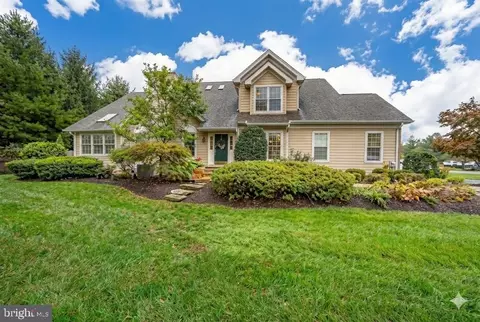11 Ashtree Ln, Malvern, PA 19355