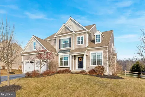169 Patriot Ln, Downingtown, PA 19335