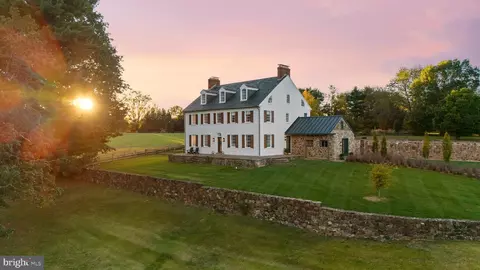864 Grubbs Mill Rd, Newtown Square, PA 19073