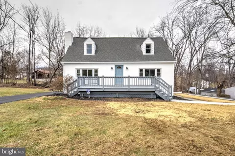 125 Irish Ln, Coatesville, PA 19320