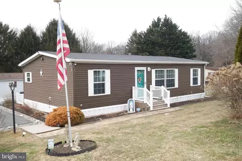 106 Circle Dr, Nottingham, PA 19362