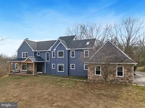 204 Nottingham Dr, Spring City, PA 19475