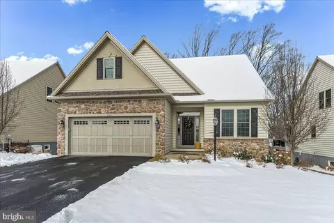 254 Honeycroft Blvd, Cochranville, PA 19330