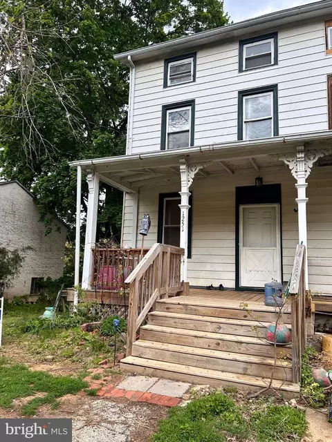 1251 Kimberton Rd, Chester Springs, PA 19425