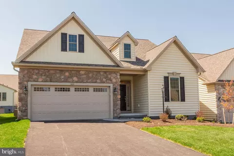 605 Greenbriar Path, Cochranville, PA 19330