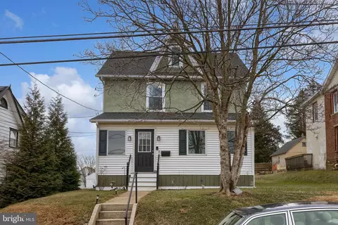 123 Murray Ave, West Grove, PA 19390