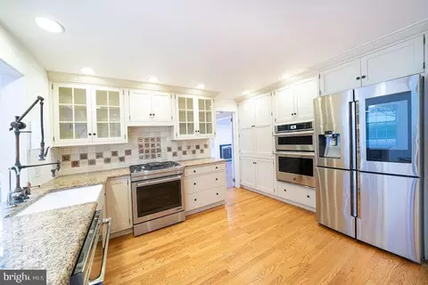 Kitchen - 642 Pugh Rd, Wayne, PA 19087 photo 2 of 4