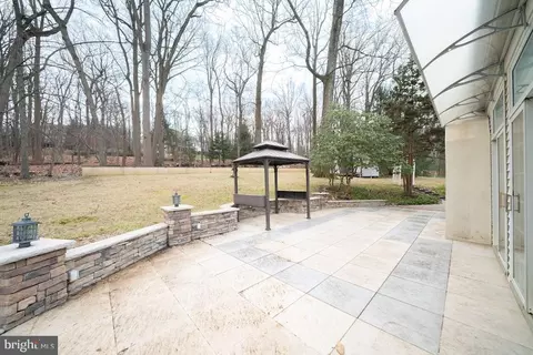 Exterior - 642 Pugh Rd, Wayne, PA 19087 photo 9 of 11