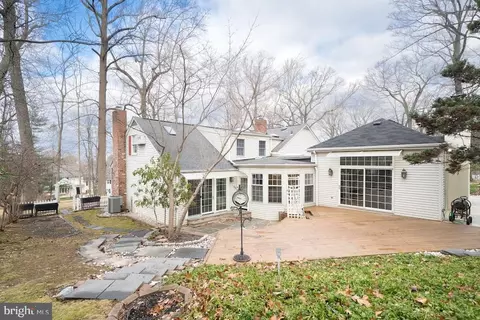 Exterior - 642 Pugh Rd, Wayne, PA 19087 photo 7 of 11