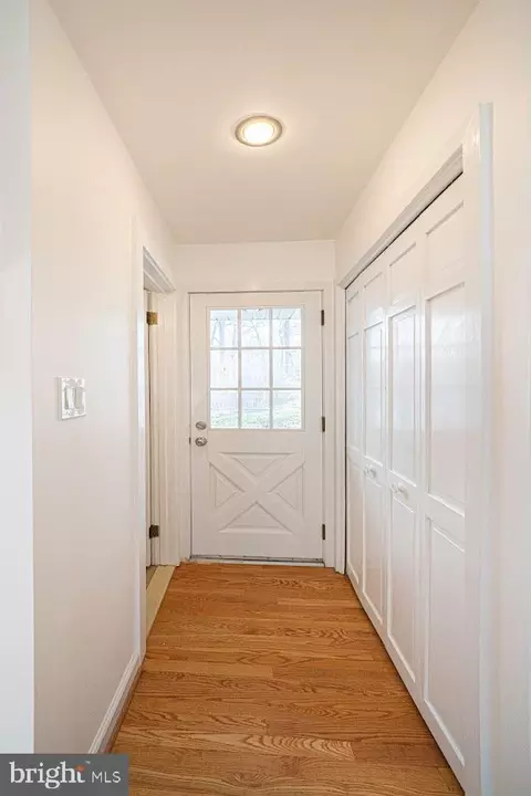 Entry Way - 642 Pugh Rd, Wayne, PA 19087 photo 3 of 5