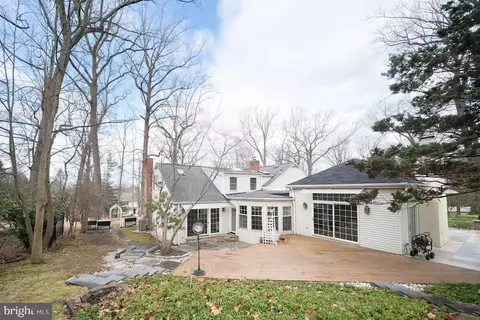 Exterior - 642 Pugh Rd, Wayne, PA 19087 photo 6 of 11