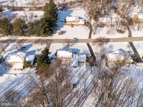 View/Area - 608 Brainerd Pl, Exton, PA 19341 photo 1 of 3
