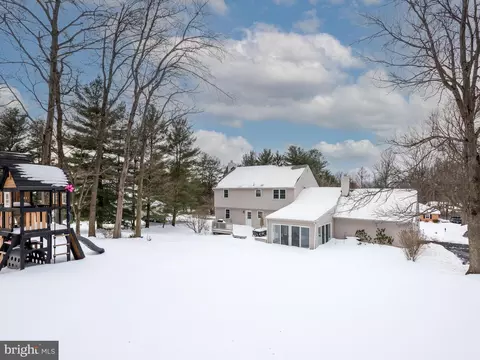 Exterior - 608 Brainerd Pl, Exton, PA 19341 photo 2 of 3