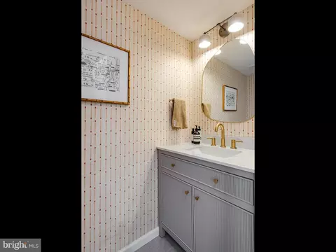 Bath - 608 Brainerd Pl, Exton, PA 19341 photo 1 of 2