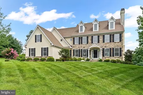 101 Keswick Ct, Kennett Square, PA 19348