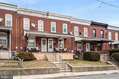 41 W 6th Ave, Coatesville, PA 19320