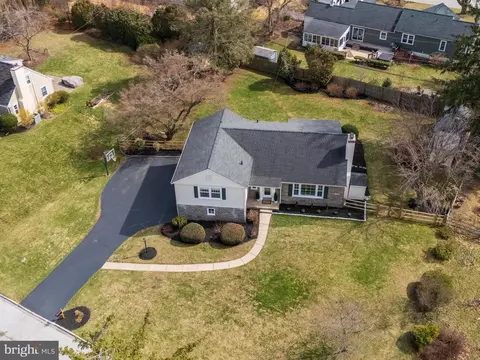View/Area - 125 Clover Hill Ln, Wayne, PA 19087 photo 5 of 6