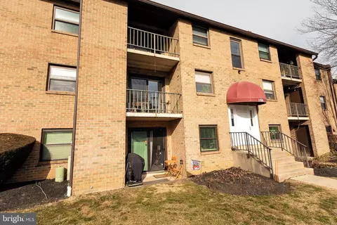 1508 Valley Dr, West Chester, PA 19382