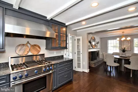 Kitchen - 457 School House Ln, Devon, PA 19333 photo 5 of 5