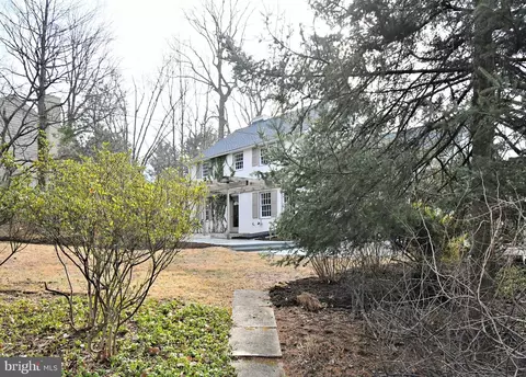 Exterior - 457 School House Ln, Devon, PA 19333 photo 12 of 22