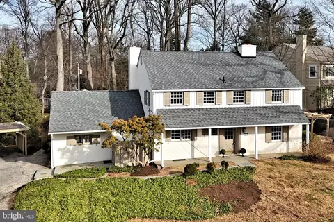 Exterior - 457 School House Ln, Devon, PA 19333 photo 15 of 22