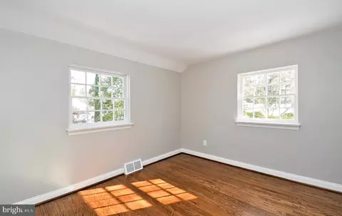Bedroom - 457 School House Ln, Devon, PA 19333 photo 11 of 12