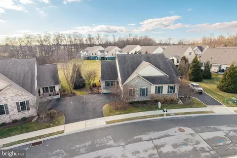 136 Honeycroft Blvd, Cochranville, PA 19330