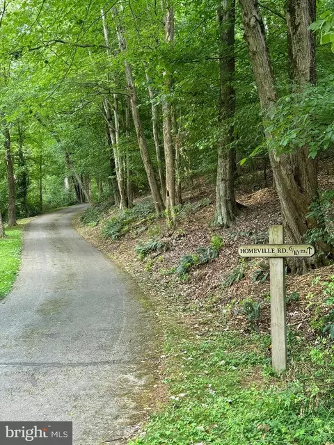 5060 Homeville Rd, Cochranville, PA 19330