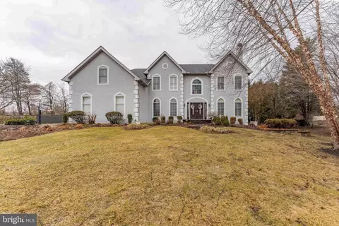 300 Bell Ct, Exton, PA 19341