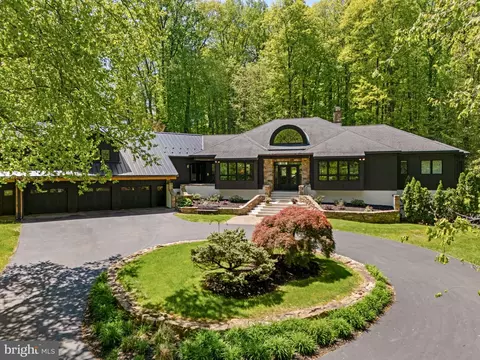 2800 Horseshoe Trl, Chester Springs, PA 19425