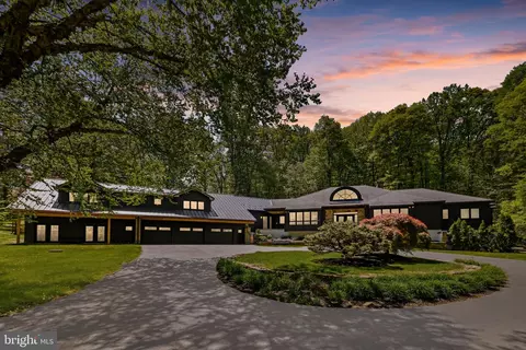 2800 Horseshoe Trl, Chester Springs, PA 19425