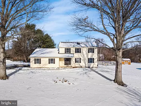 15 Cochran Dr, Coatesville, PA 19320