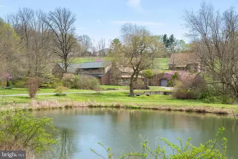 500 Bartram Rd, Kennett Square, PA 19348