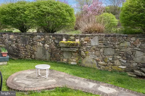 Exterior - 500 Bartram Rd, Kennett Square, PA 19348 photo 8 of 15