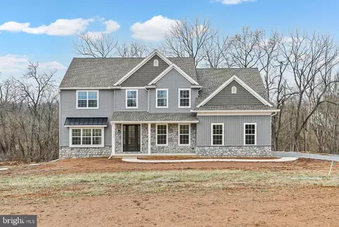 167 Ellicott Rd, Avondale, PA 19311