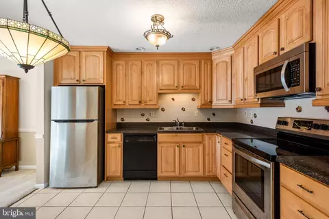 Kitchen - 116 Chase Rd, Chesterbrook, PA 19087 photo 2 of 3