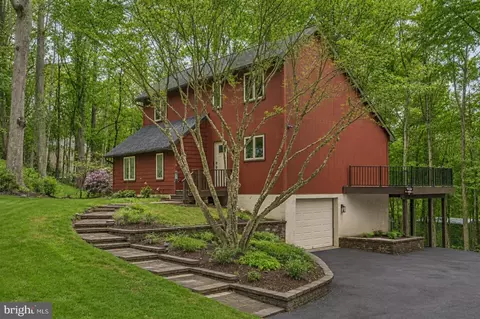 8 Laurel Dr, Glenmoore, PA 19343