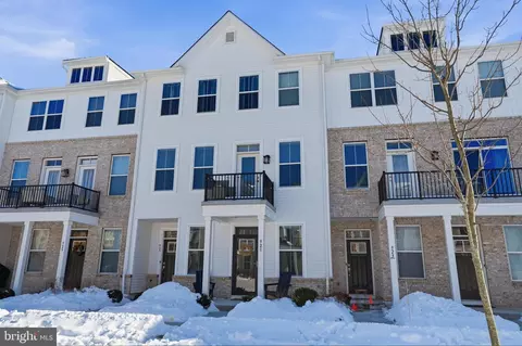925 Anvil Ct, Phoenixville, PA 19460