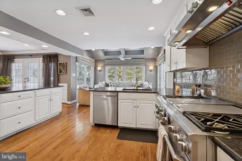 825 Springbank Ln, Wayne, PA 19087 photo 6