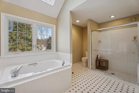 825 Springbank Ln, Wayne, PA 19087 photo 19