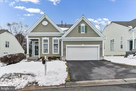217 Katsura Dr, Kennett Square, PA 19348