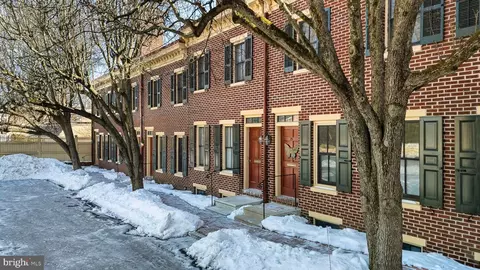 25 Adele Aly Aly #C-3, West Chester, PA 19382