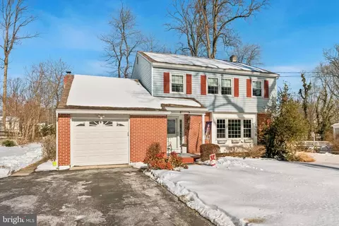 411 Forge Ln, Exton, PA 19341
