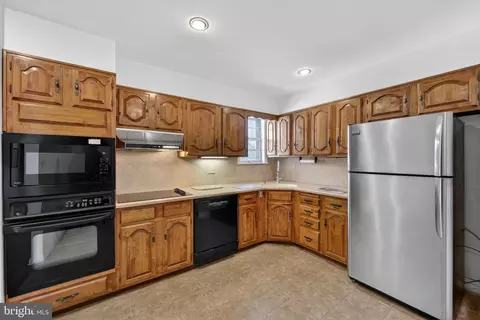 Kitchen - 116 Spring Rd, Malvern, PA 19355 photo 2 of 2