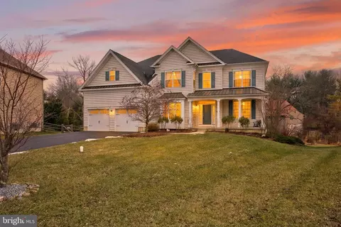 30 Dominic Dr, Downingtown, PA 19335