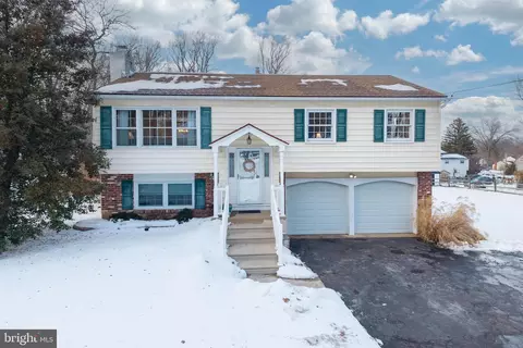 305 Concord Ave, Exton, PA 19341