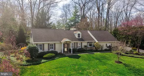 Exterior - 650 Timber Ln, Devon, PA 19333 photo 2 of 7