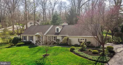 Exterior - 650 Timber Ln, Devon, PA 19333 photo 3 of 7