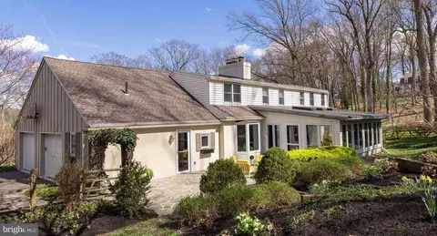 Exterior - 650 Timber Ln, Devon, PA 19333 photo 5 of 7