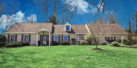 Exterior - 650 Timber Ln, Devon, PA 19333 photo 7 of 7